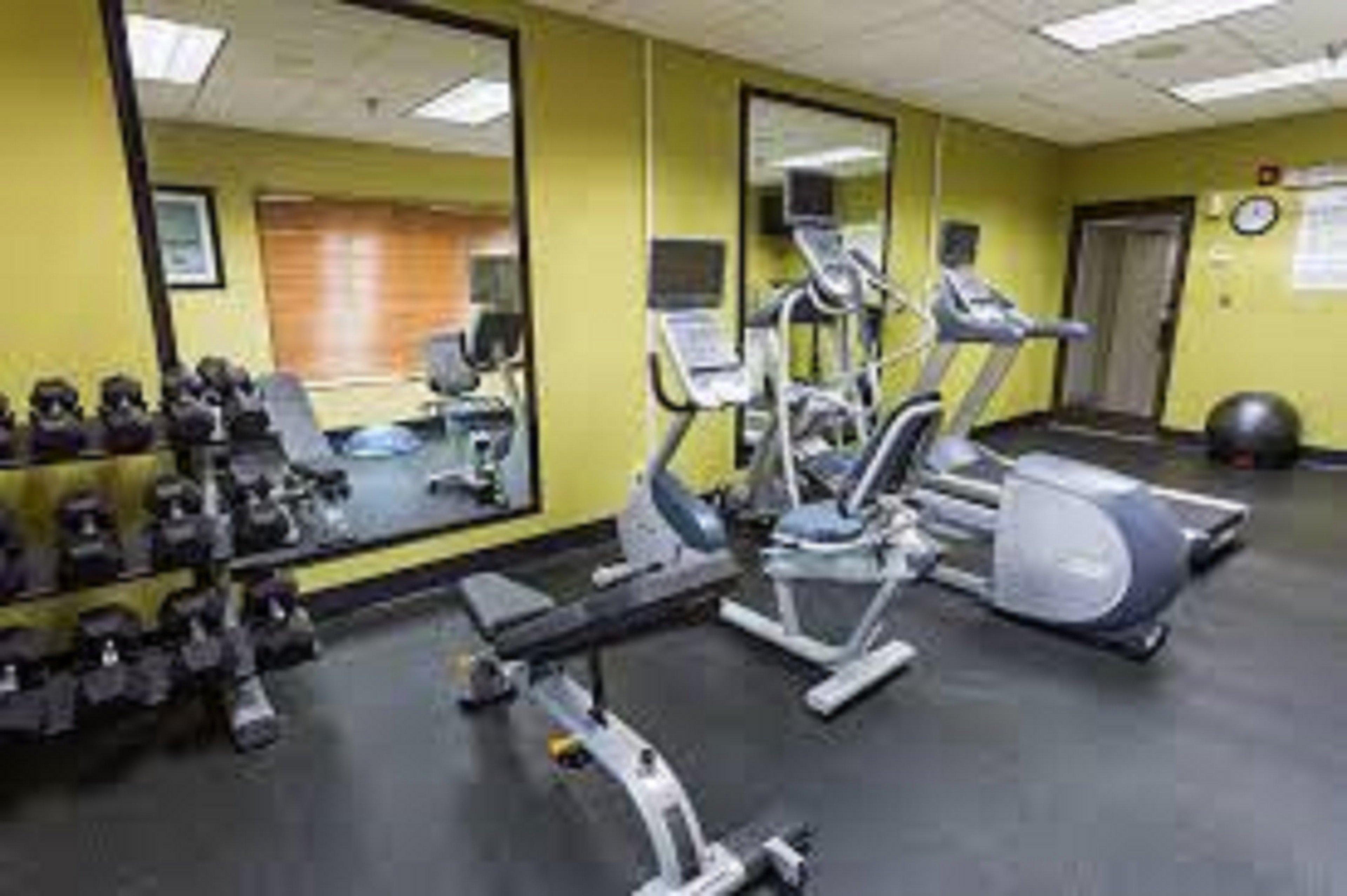 Holiday Inn Express Mccomb By Ihg Екстериор снимка