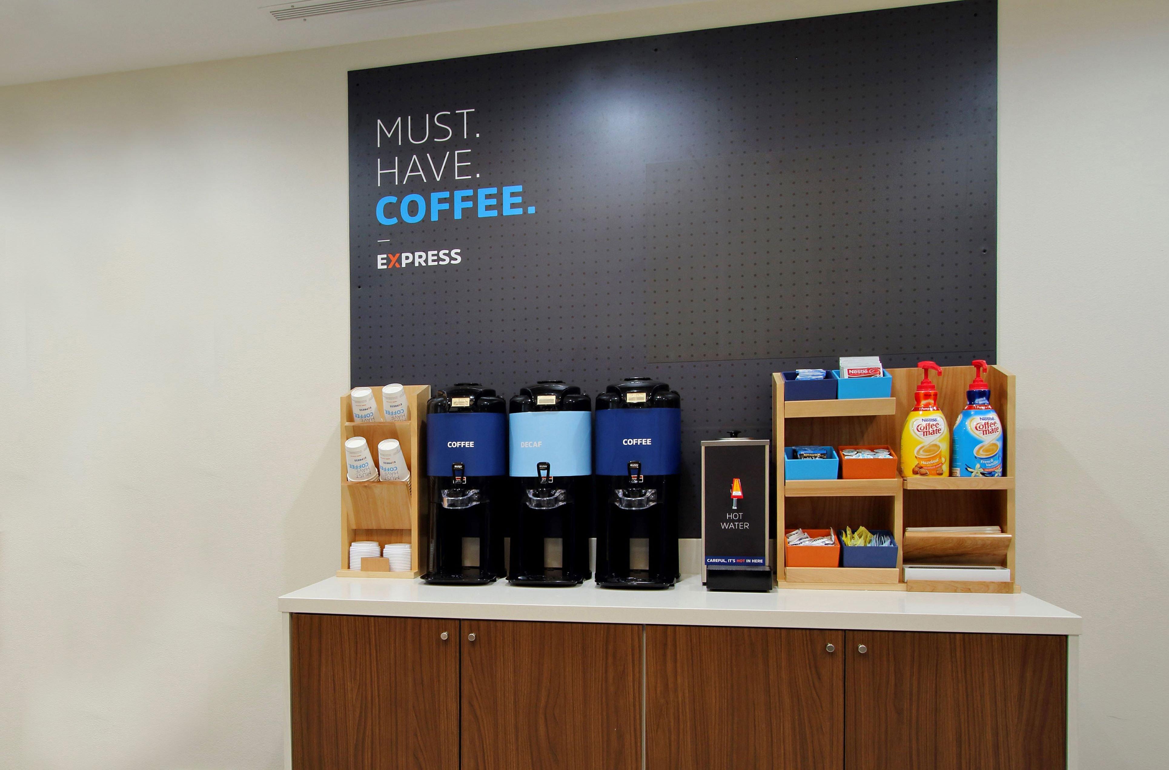 Holiday Inn Express Mccomb By Ihg Екстериор снимка